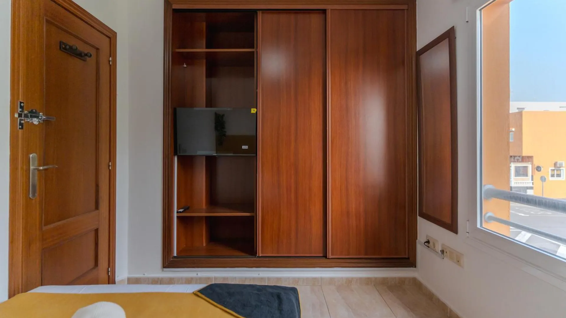 Rooms City San Isidro  0*, San Isidro (Tenerife) Spain