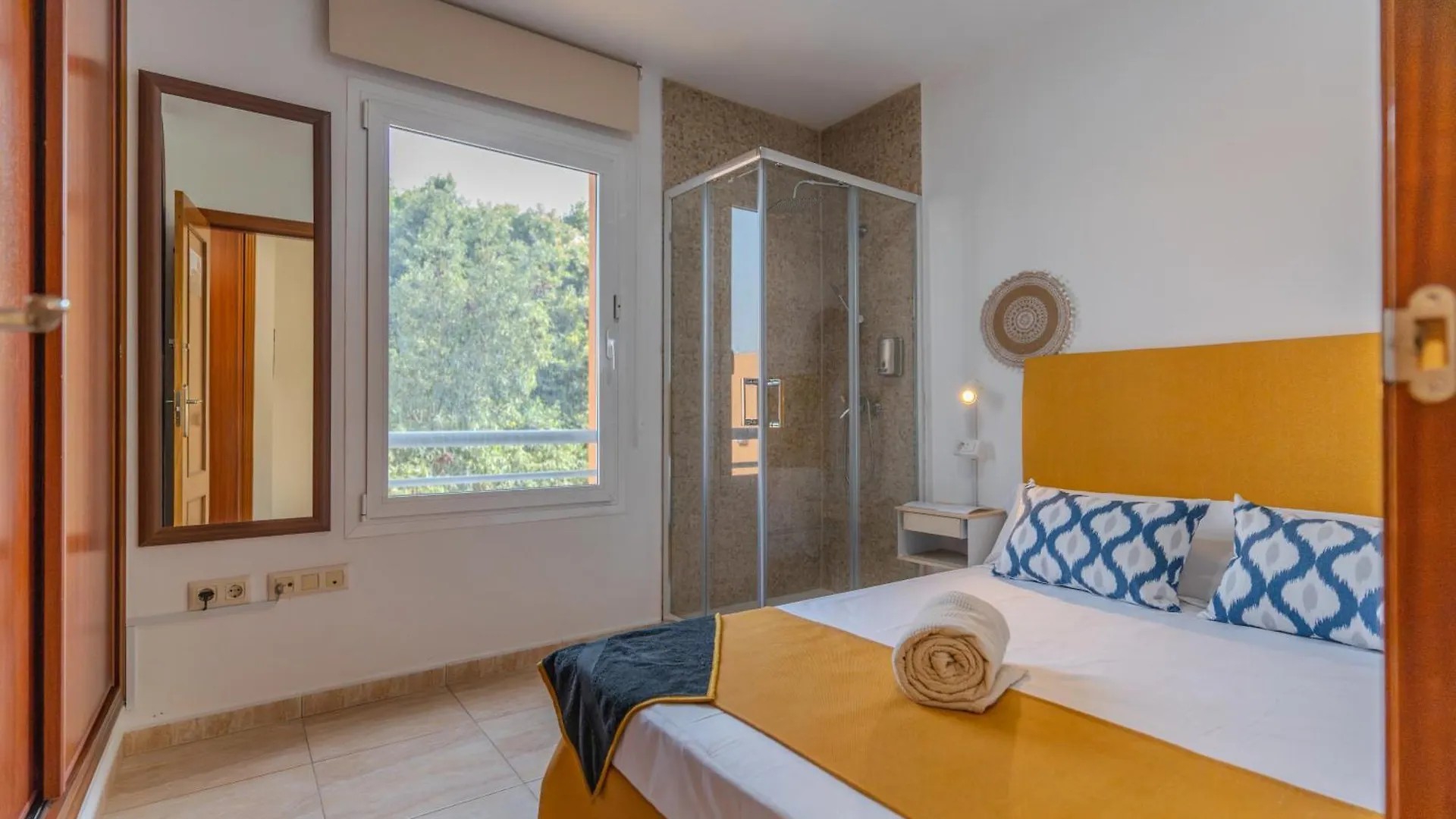 Rooms City San Isidro  Spain